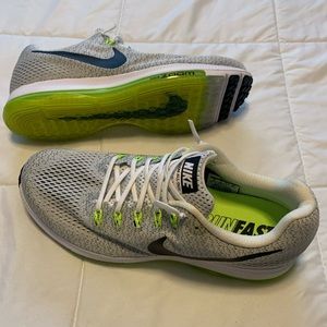 NWOT NIKES MENS SIZE 13 SHOES